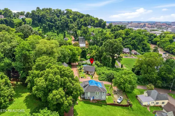 2311 Jones St, Knoxville, TN 37920