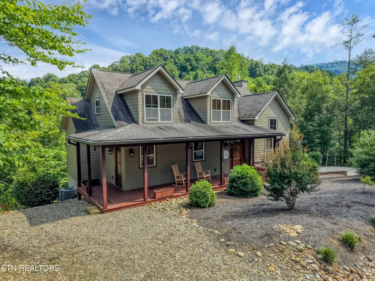 196 Cold Springs Trace, Townsend, TN 37882 - #1
