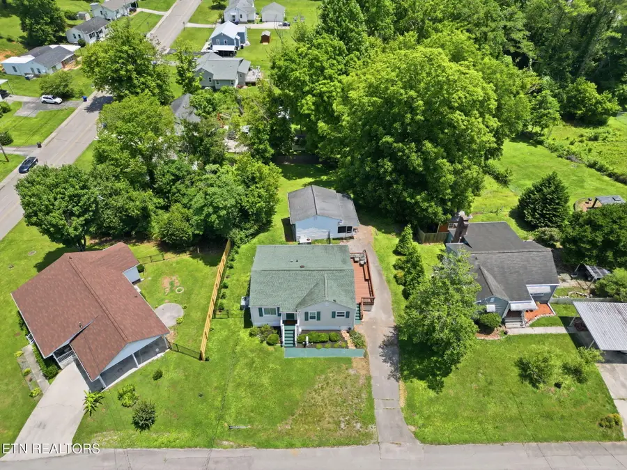 124 Salem Rd, Oak Ridge, TN 37830 - #2
