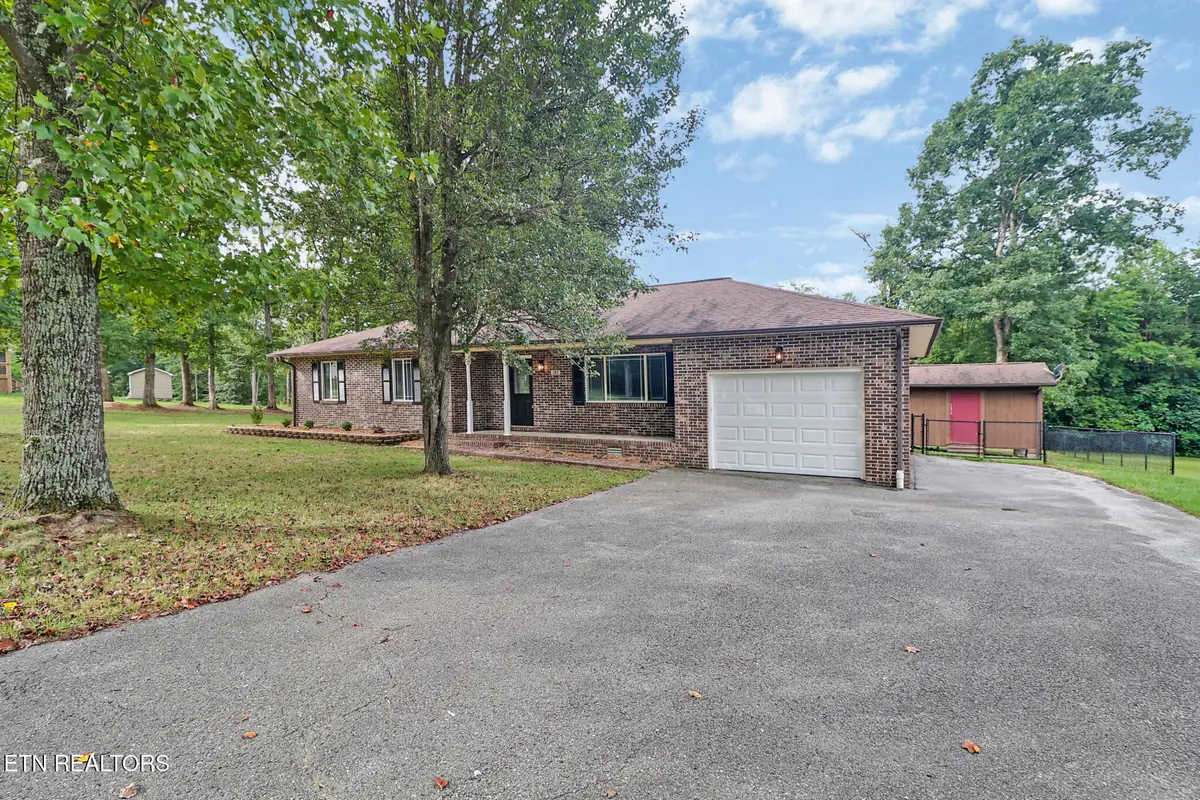 181 Bradrock St, Crossville, TN 38571 - #1