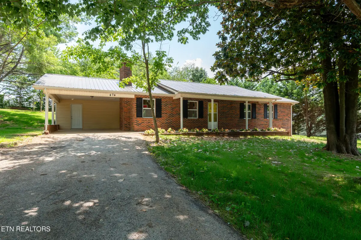 474 Bank St, Tellico Plains, TN 37385 - #1