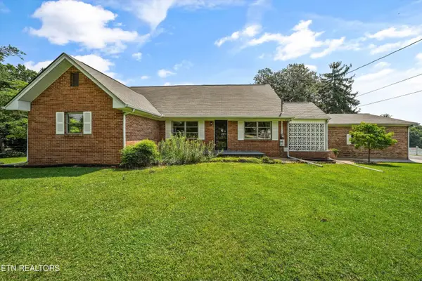 8124 Bell Rd, Knoxville, TN 37938