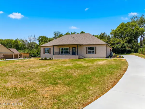 227 Charlie Lane, Maryville, TN 37804