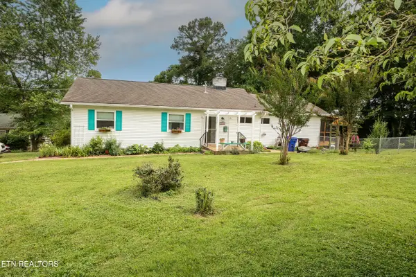 117 Tabor Rd, Oak Ridge, TN 37830