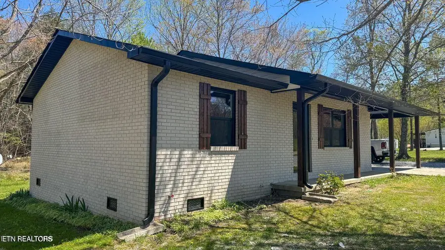 2315 Pine Grove Rd, Winfield, TN 37892 - #3