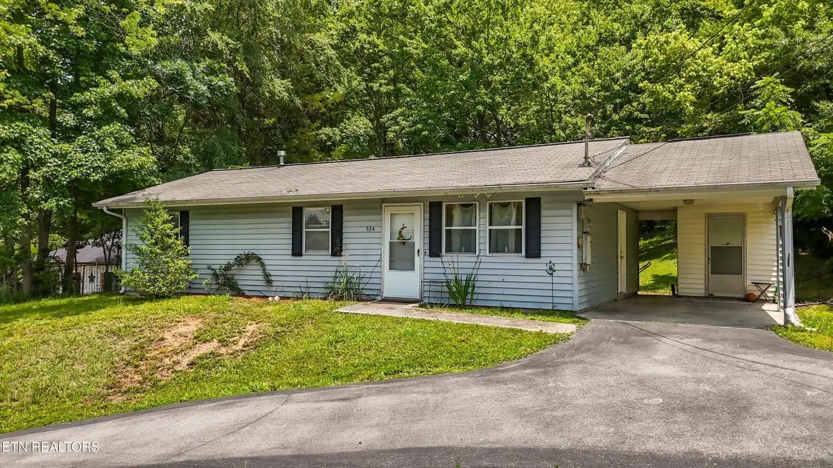 534 Sleepy Hollow Rd, Oliver Springs, TN 37840 - #1