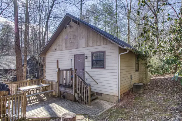 216 Whaley Drive, Gatlinburg, TN 37738