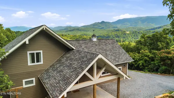 730 Deerfoot Drive, Gatlinburg, TN 37738