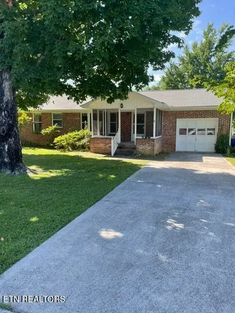 407 Highland Drive, Clinton, TN 37716 - #1