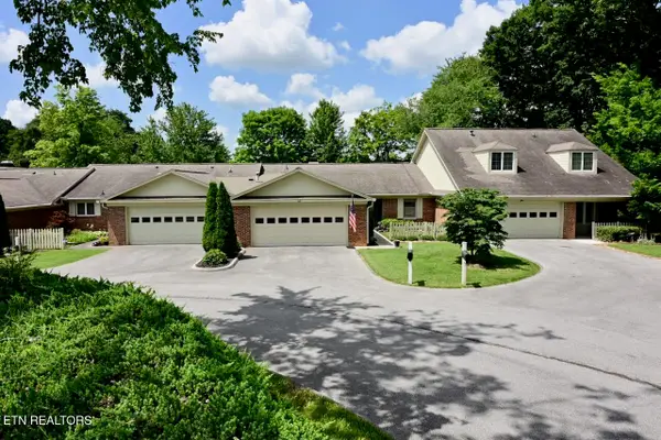 703 Dundee Drive, Maryville, TN 37803