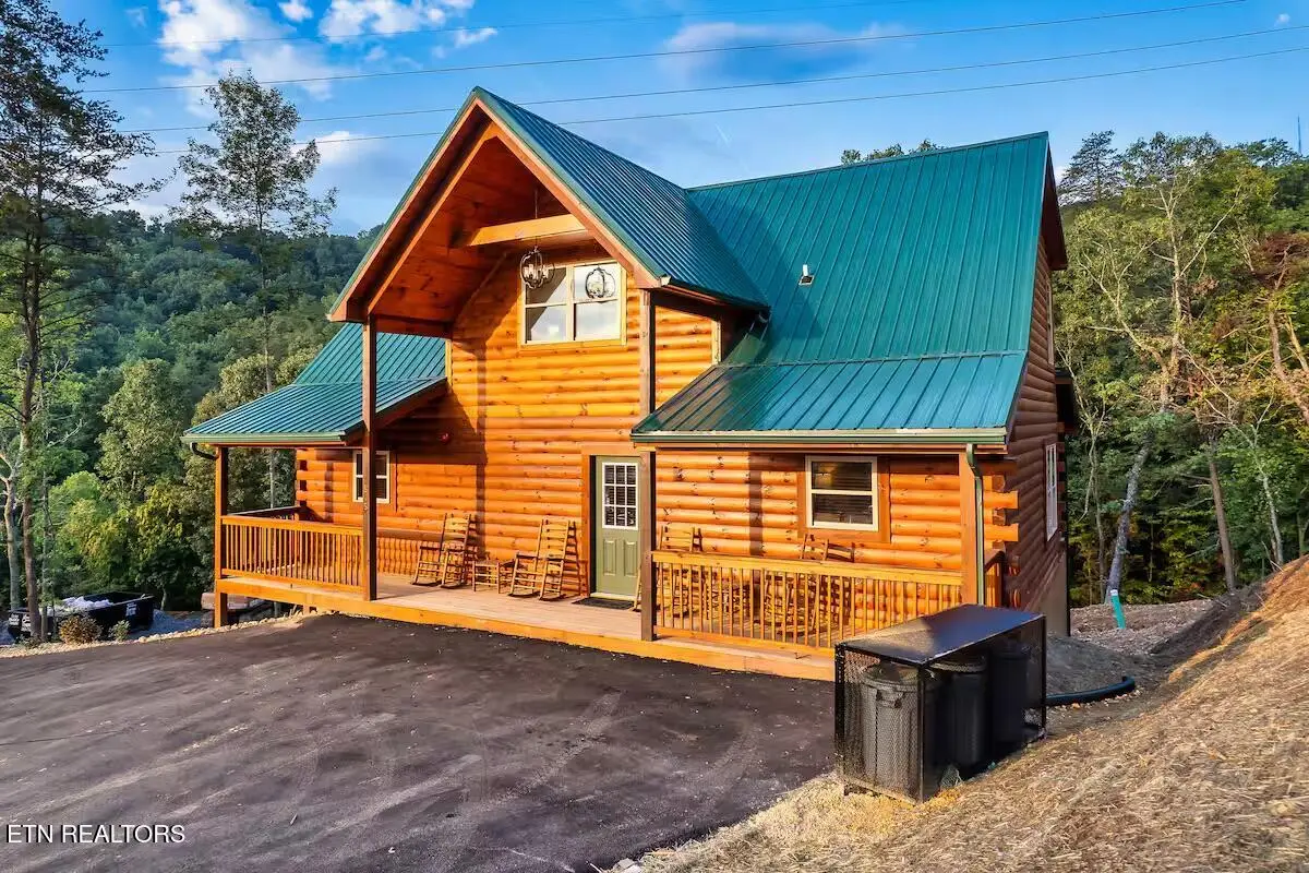 848 String Run Way, Pigeon Forge, TN 37863 - #1