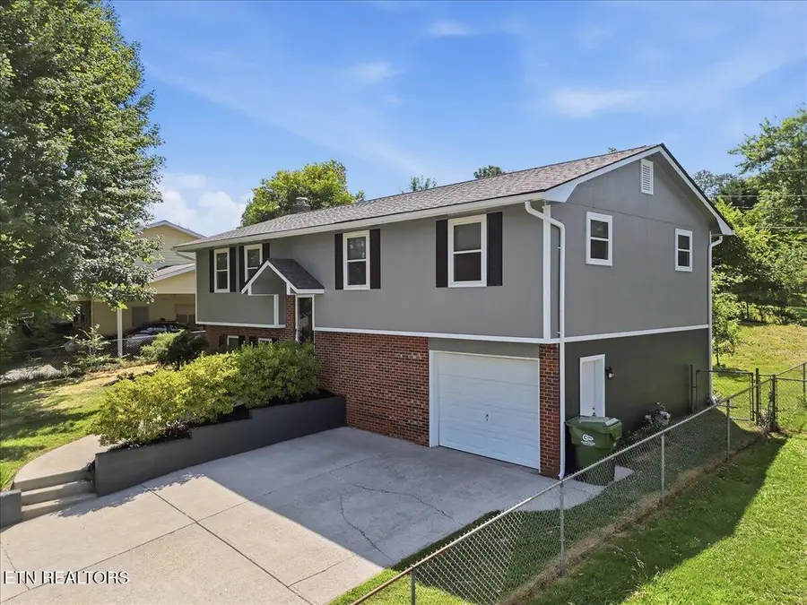 2018 Swarthmore Lane, Maryville, TN 37804 - #2