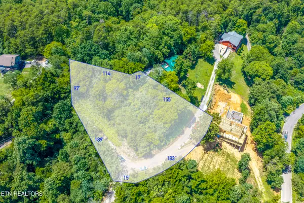 Raejon Way, Sevierville, TN 37862