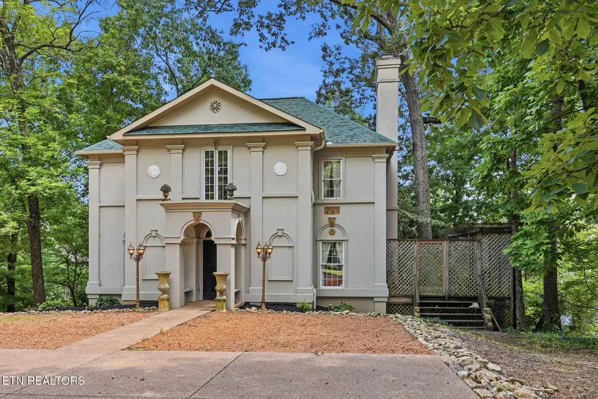 3720 Kingston Pike, Knoxville, TN 37919 - #1