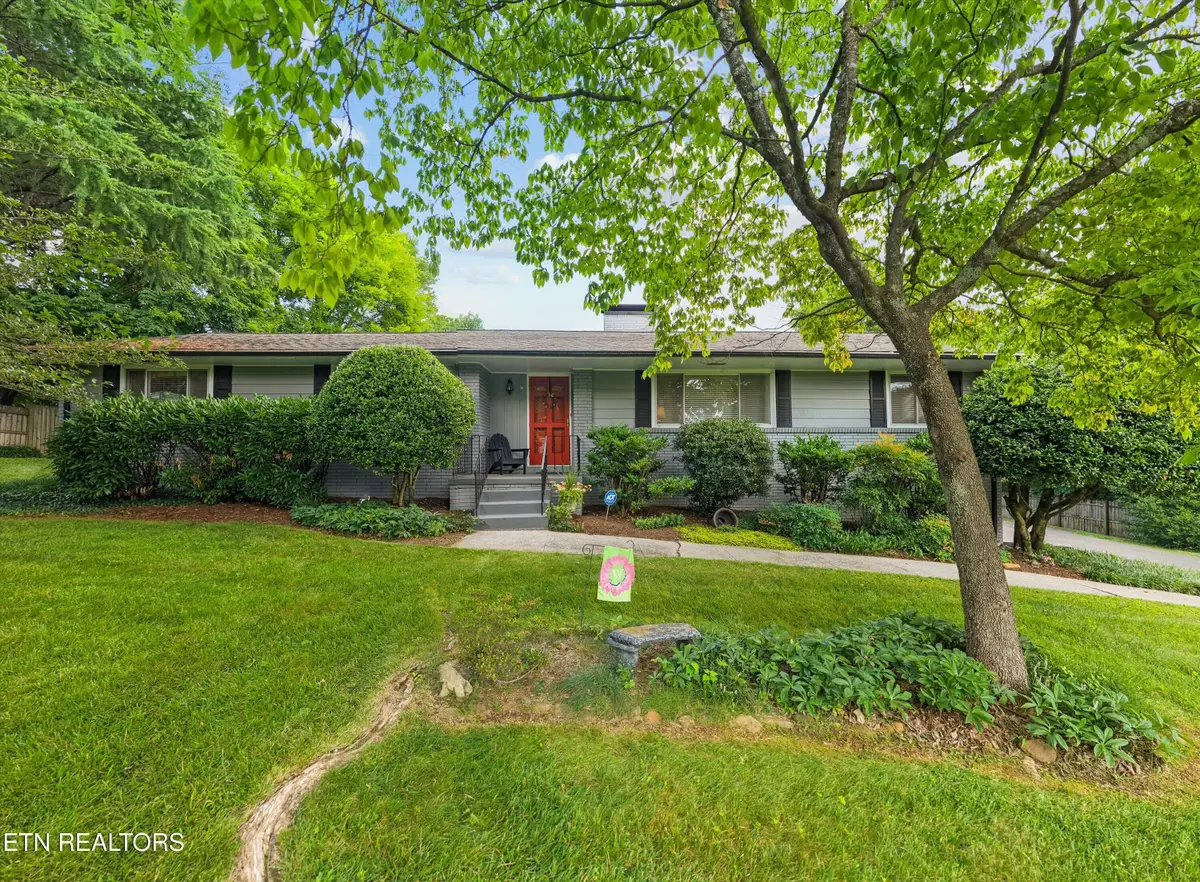608 Churchill Rd, Knoxville, TN 37909 - #1