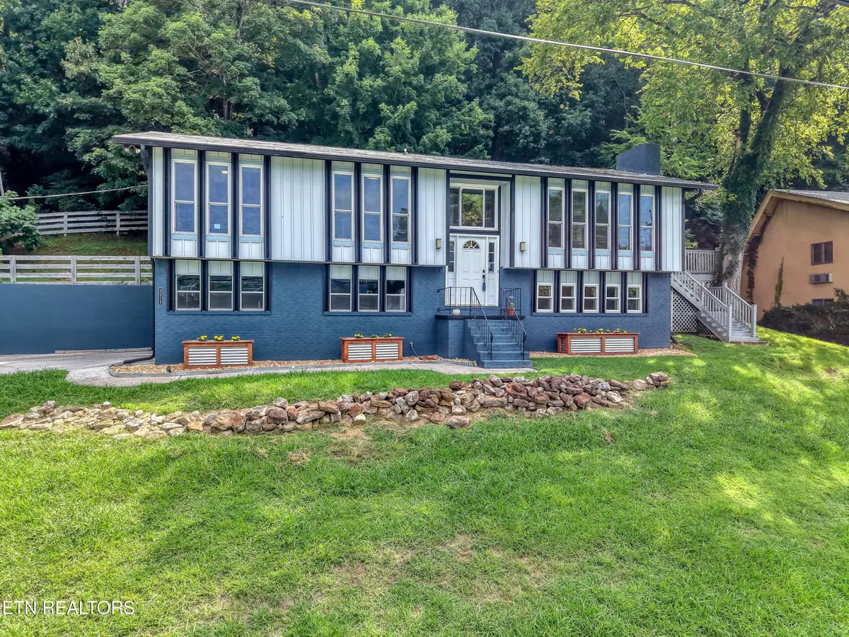 2212 Jones Bend Rd, Louisville, TN 37777 - #1