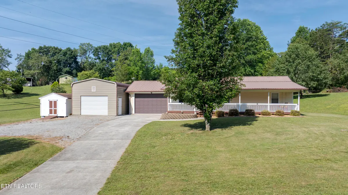 446 Upper Clear Creek Rd, Spring City, TN 37381 - #1