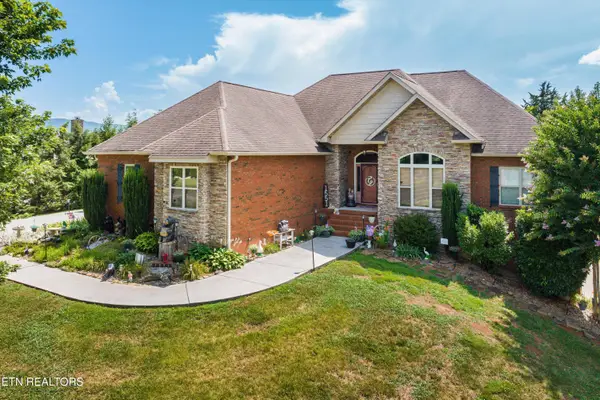 1551 Mint Meadows Drive, Maryville, TN 37803