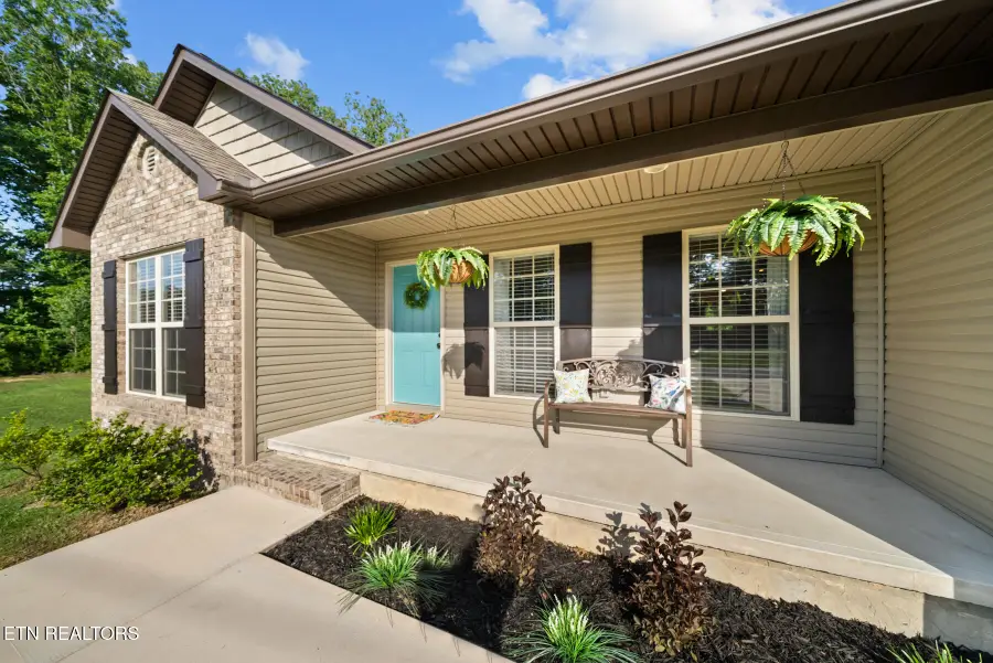 3306 Muddy Pond Rd, Monterey, TN 38574 - #3