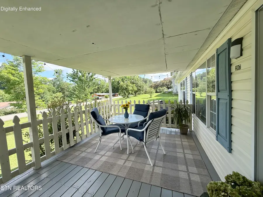 207 4th St, Corryton, TN 37721 - #2