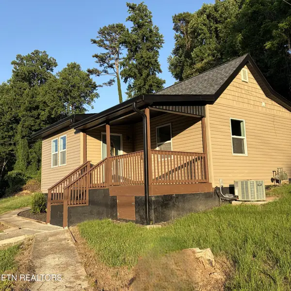 110 Cherry Drive, Harriman, TN 37748