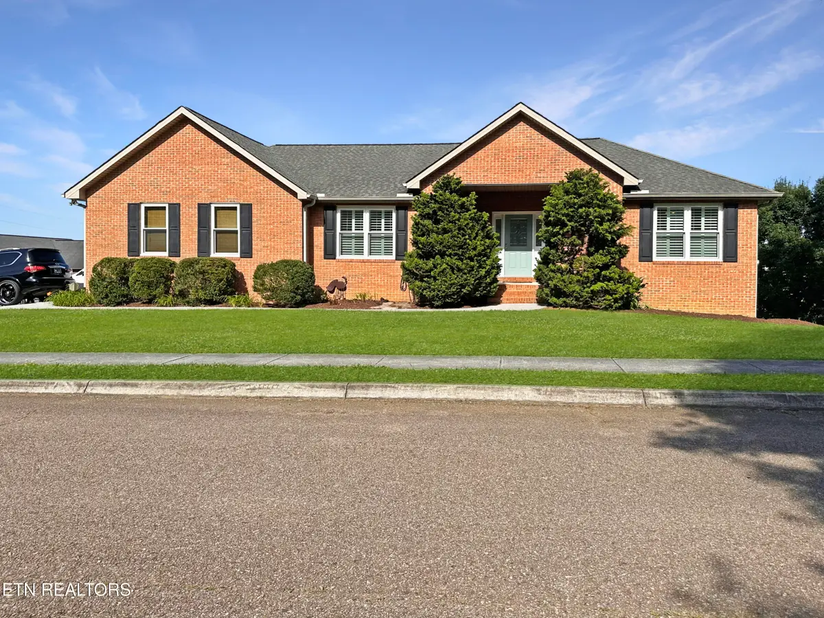 7341 Fort Apache Rd, Corryton, TN 37721 - #1