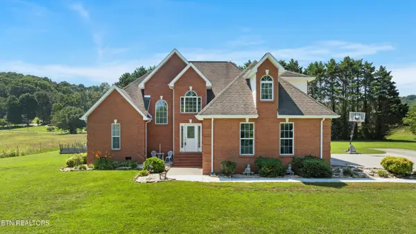 865 River Rd, Kingston, TN 37763
