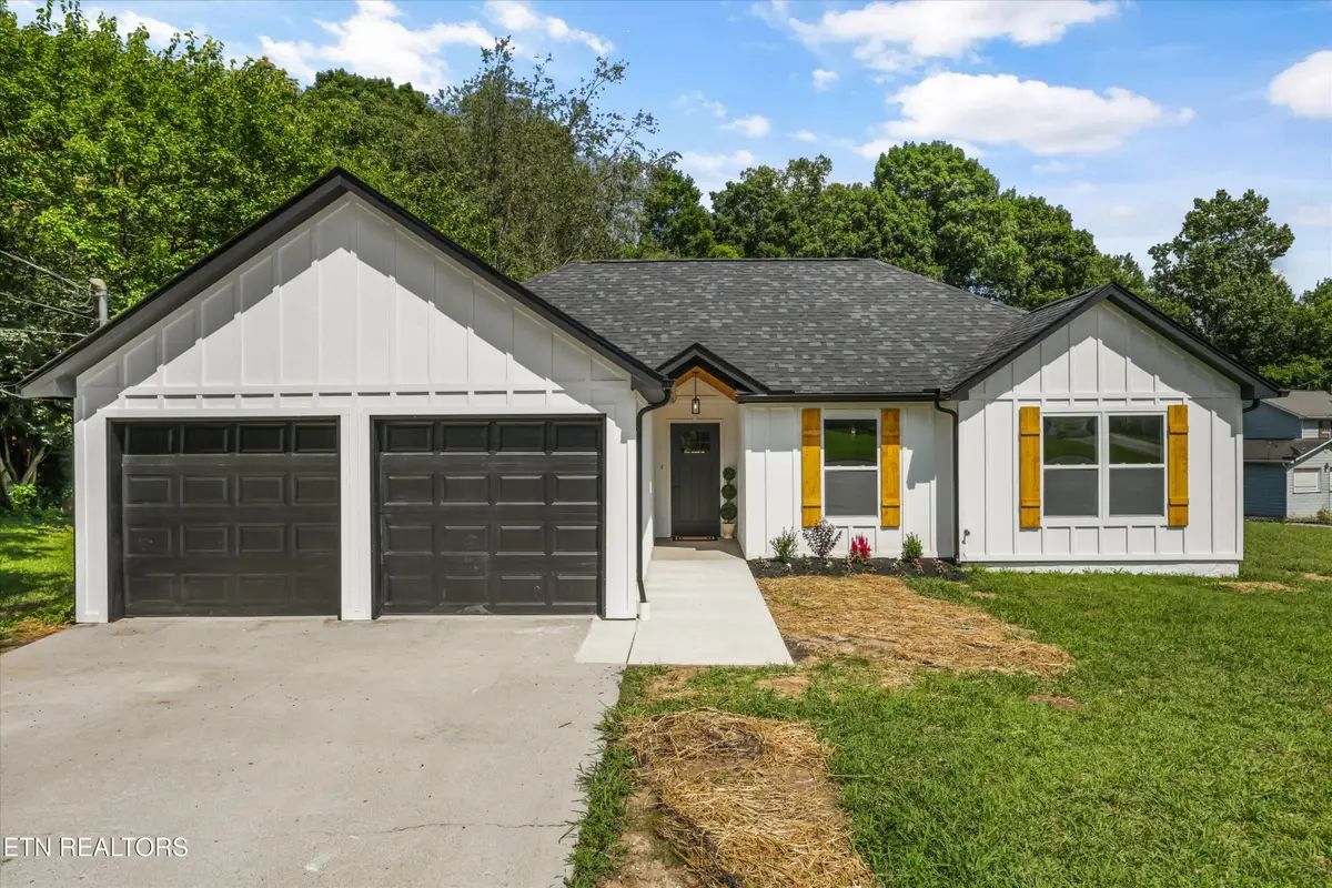 3140 Kingsmore Drive, Knoxville, TN 37921 - #1