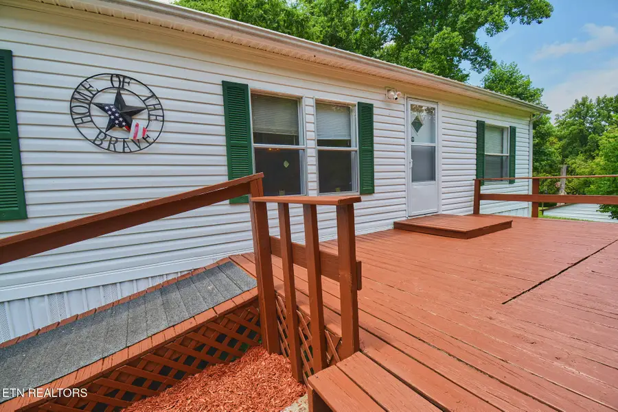 124 Davis Rd, Townsend, TN 37882 - #3