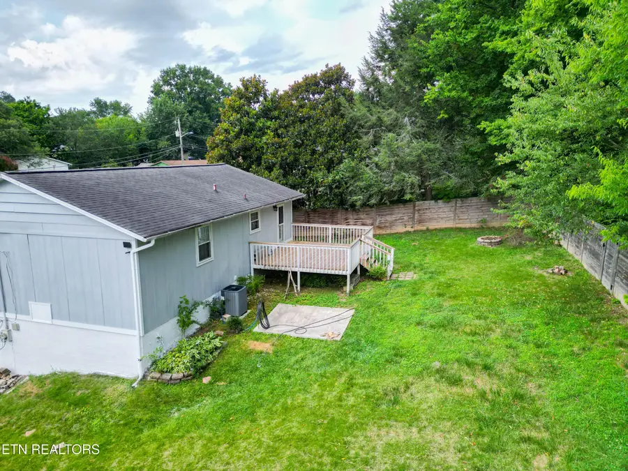 6105 Travis Drive, Knoxville, TN 37921 - #3