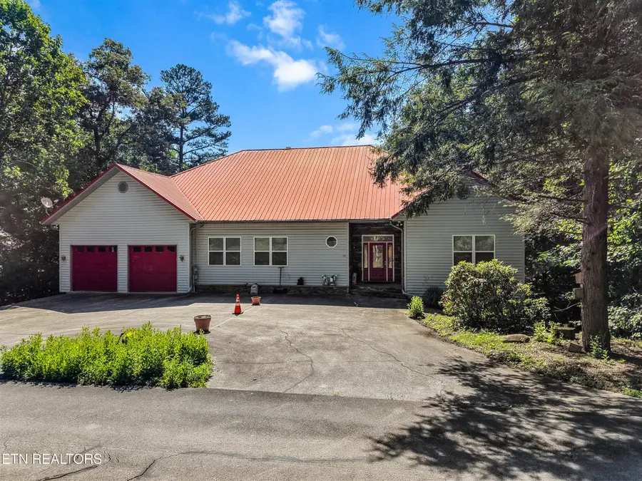 122 Lakeside Trace, Townsend, TN 37882 - #2