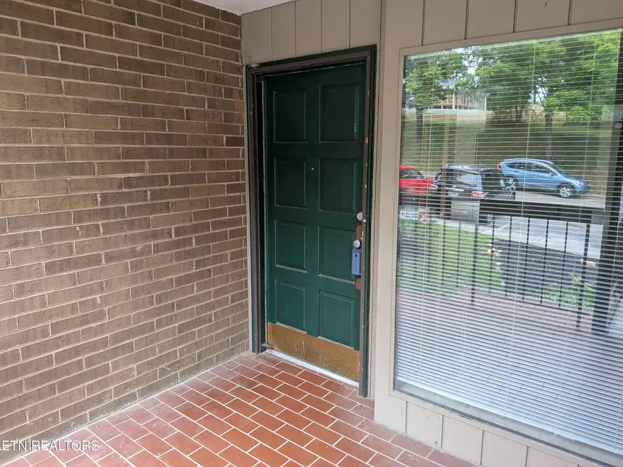 8526 Madrid Court, Knoxville, TN 37923 - #2