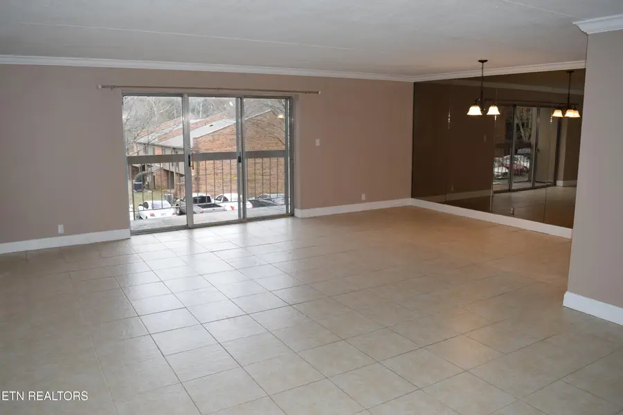 8526 Madrid Court, Knoxville, TN 37923 - #3