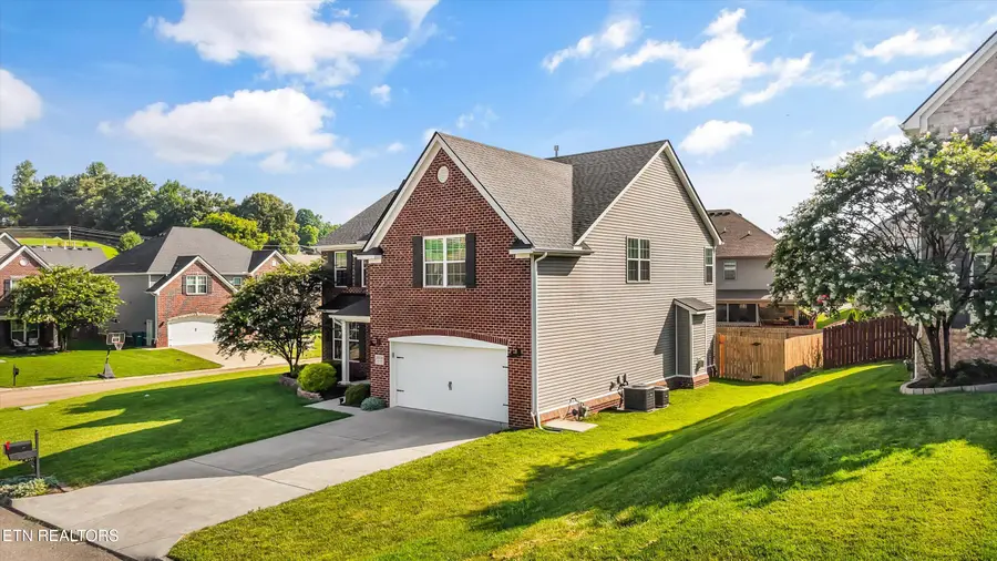 2058 Gusty Wind Lane, Knoxville, TN 37932 - #2