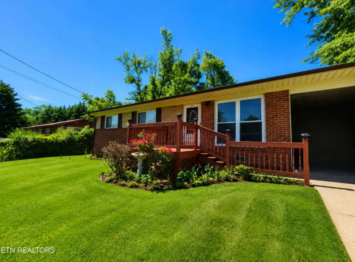 1932 Eastern Ave, Morristown, TN 37813 - #1