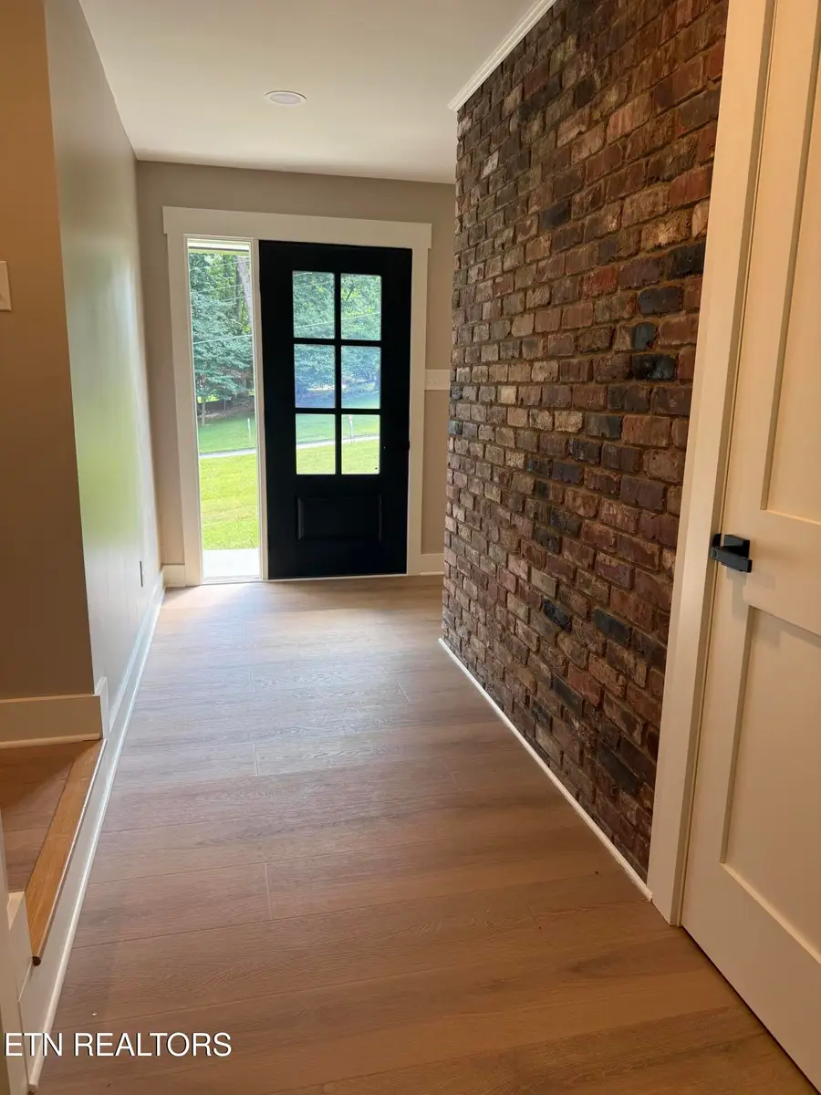 901 Midsouth Rd, Knoxville, TN 37919 - #2