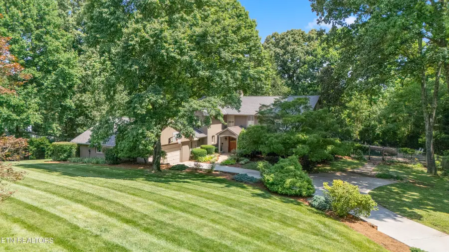 5421 Blueridge Drive, Knoxville, TN 37919 - #2