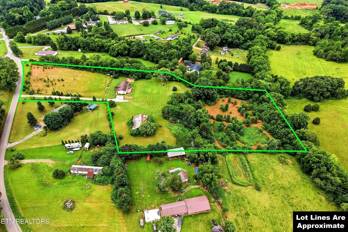 1350 Williamson Chapel Rd, Maryville, TN 37801 - #1