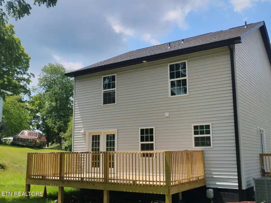 105 Pelham Rd, Knoxville, TN 37914 - #2