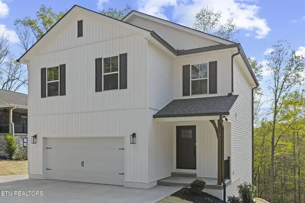 159 Edgewood Heights Ln, Powell, TN 37849