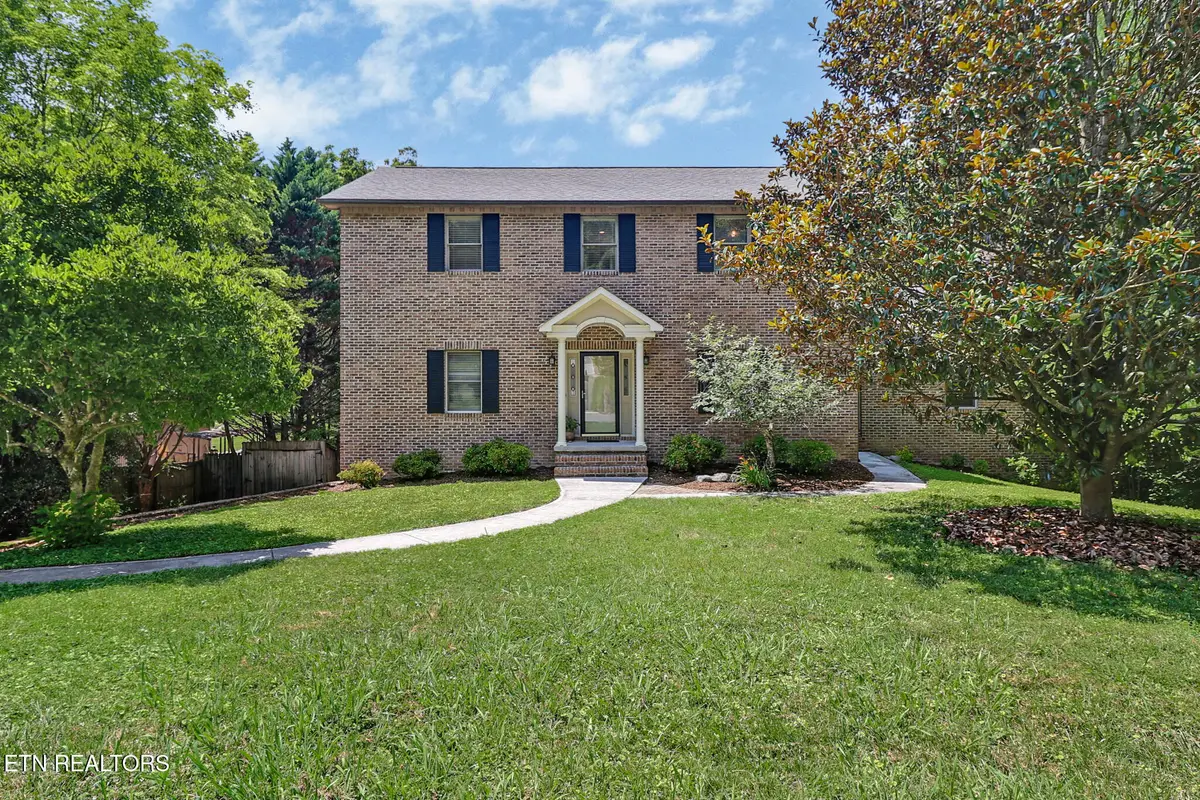 107 Chestnut Hill Rd, Oak Ridge, TN 37830 - #1