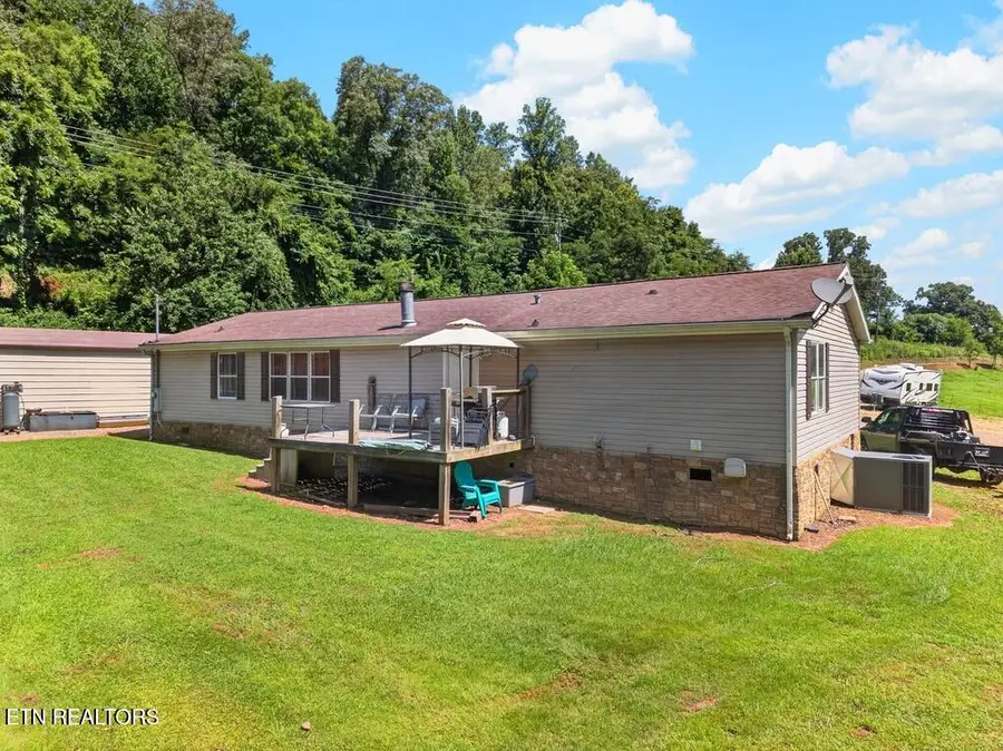 455 Mcgaha Chapel Rd, Cosby, TN 37722 - #2