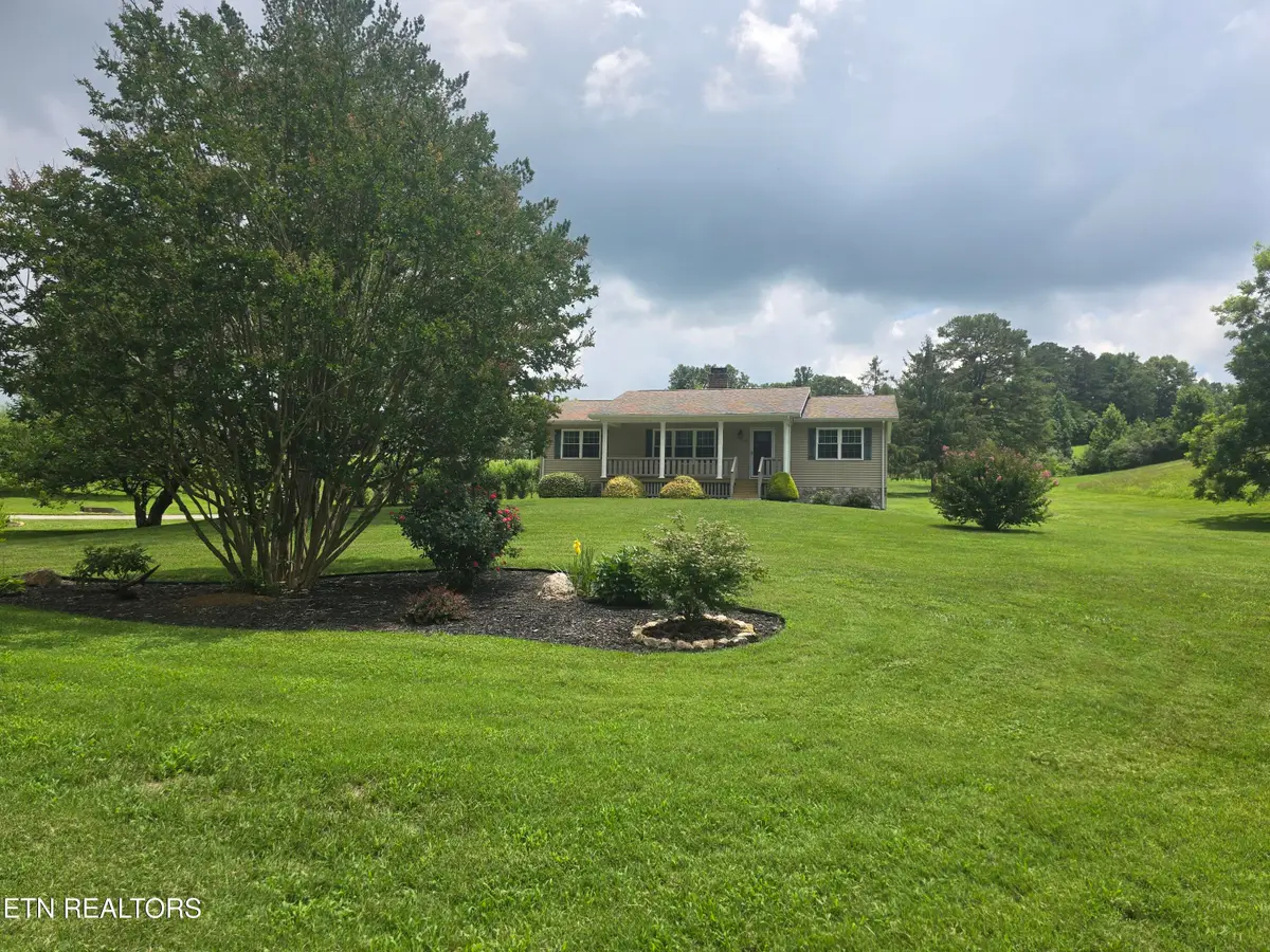 196 Church Rd, Lafollette, TN 37766 - #1