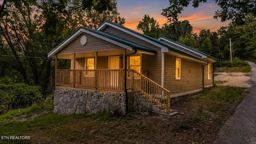 151 Sunflower Lane, Lafollette, TN 37766 - #2