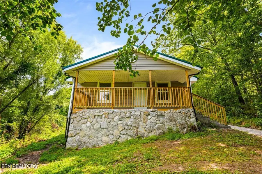 151 Sunflower Lane, Lafollette, TN 37766 - #3