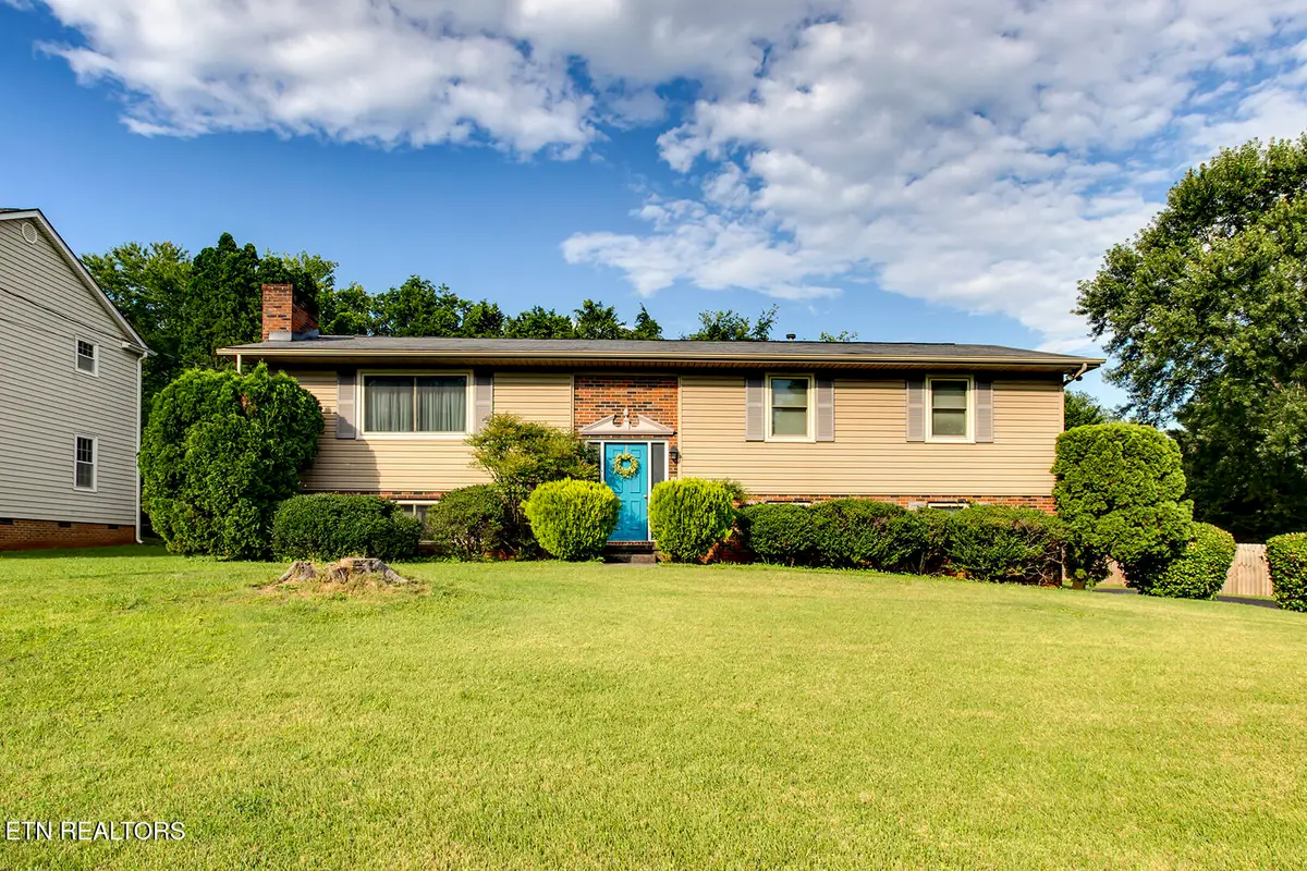 608 Fernwood Rd, Knoxville, TN 37923 - #1