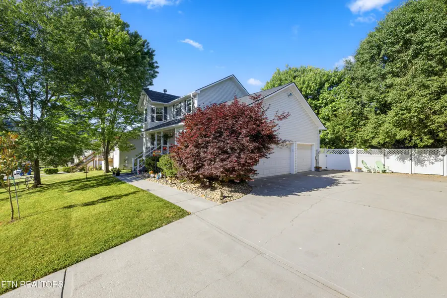 6835 Rambling Brooks Lane, Knoxville, TN 37918 - #3
