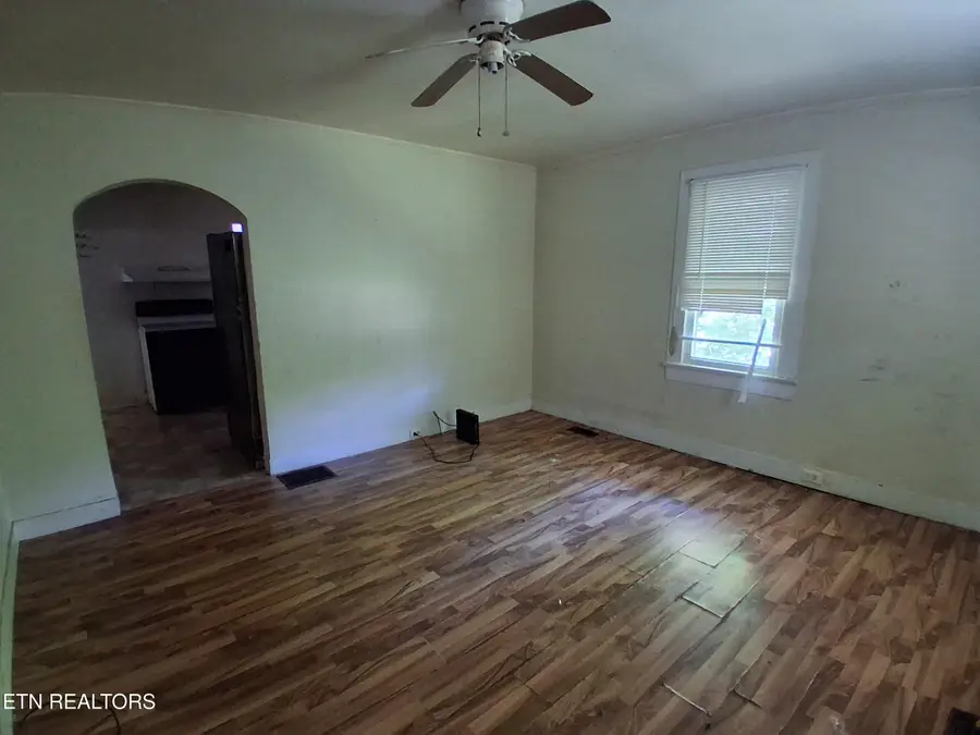 2528 Selma Ave, Knoxville, TN 37914 - #3