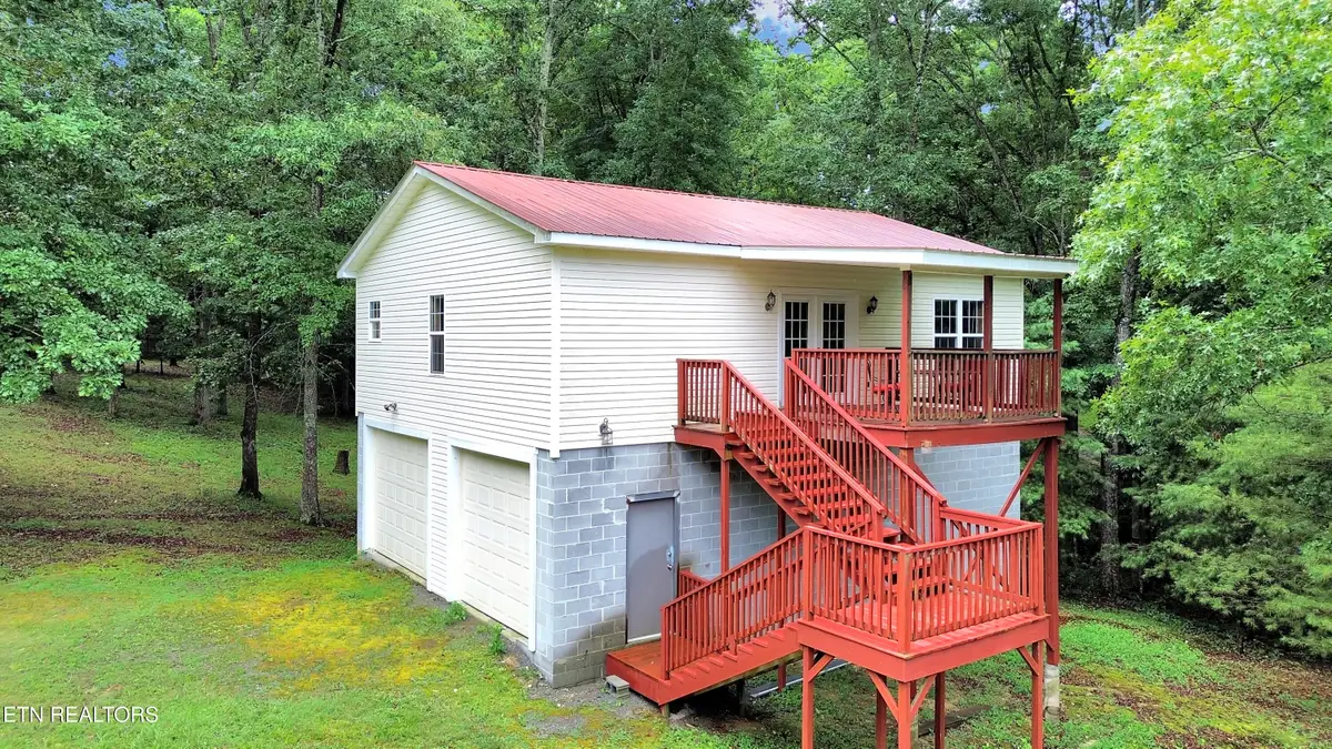865 Ewing Rd, Spring City, TN 37381 - #1
