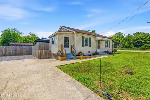 104 County Farm Rd, Maryville, TN 37801